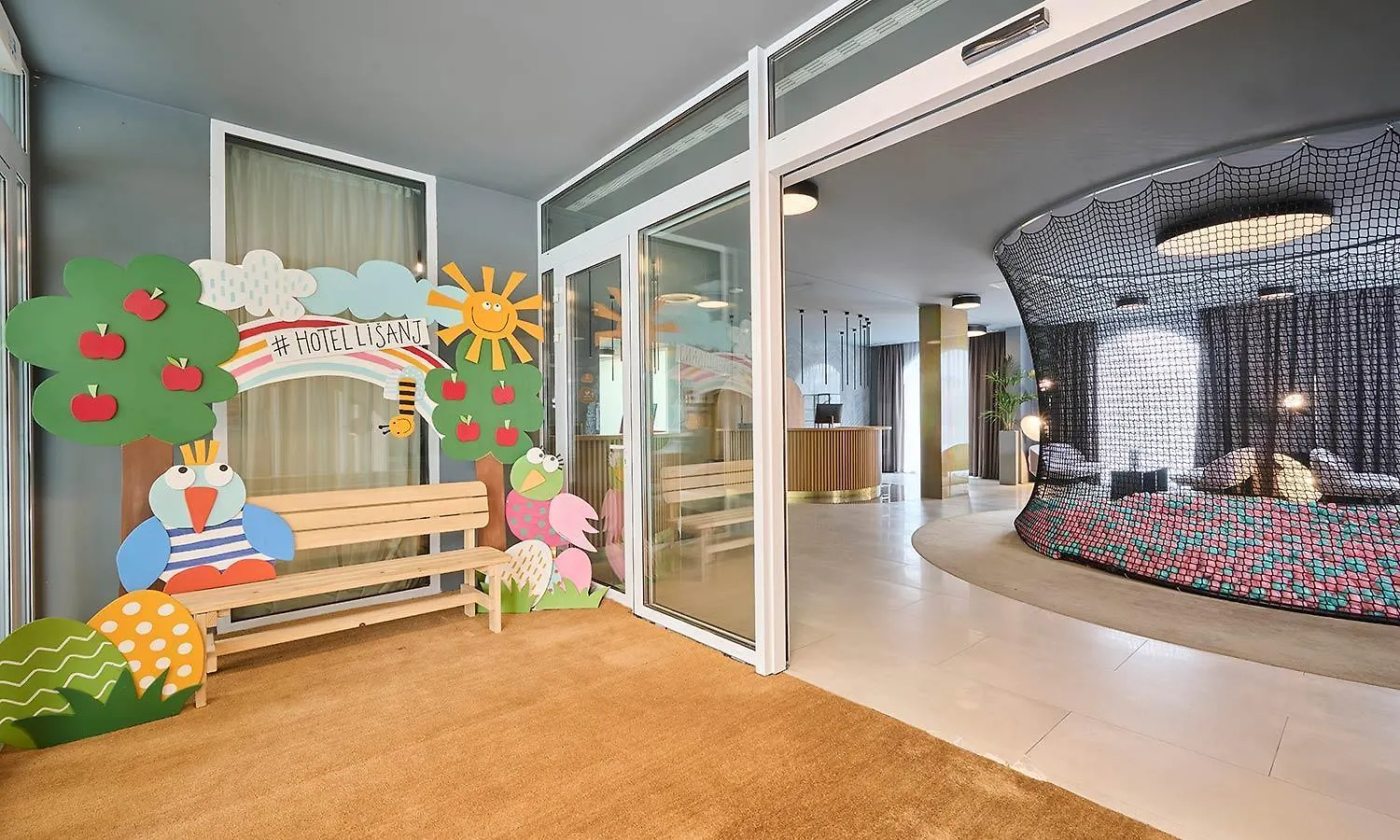 Aminess Vival Lisanj Family Hotel Novi Vinodolski 4*,
